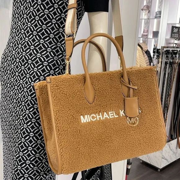 Michael Kors Medium SHEARLING MIRELLA Tote
Shoulder Bag 
Deer Multi
NWT - Picture 15 of 16